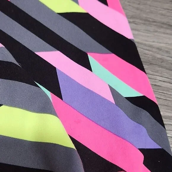 Victoria Secret VSX Knockout Neon Geometric Tight Leggings - Picture 7 of 7